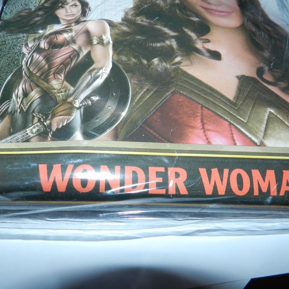 🆕Wonder Womans Deluxe Adult Wig  Batman v Superman Dawn of Justice NWT! - Picture 5 of 15